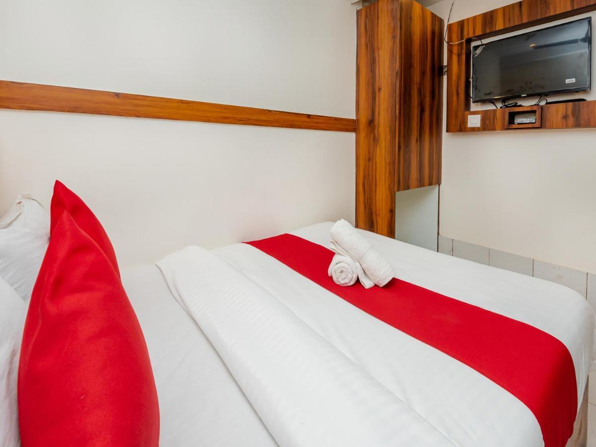Hotel Kgn Near Cst Railway Station Mumbai And Haj House Mumbai Near Crawford Market Βομβάη Εξωτερικό φωτογραφία